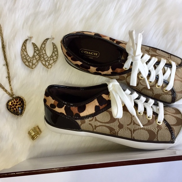🆕 COACH Signature Print Cheetah Trim Sneakers - Picture 9 of 9